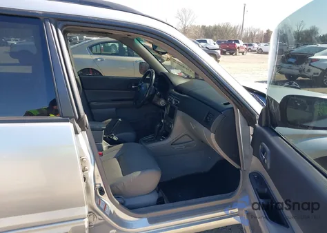 2003 Subaru Forester Xs z USA, uszkodzony, nr VIN JF1SG65683H724910